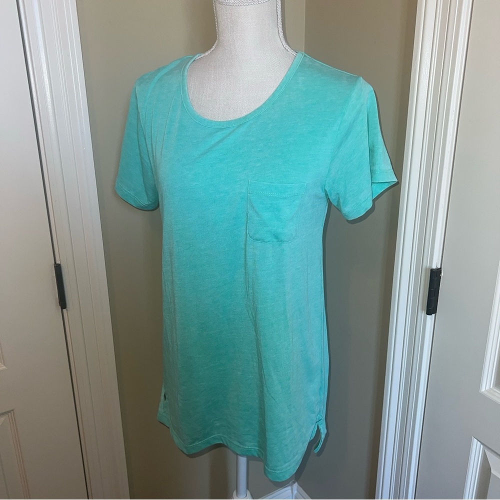 Southern Marsh Women Green Short Sleeve T-Shirt Size m Round Neck